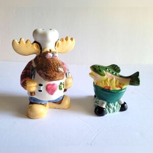 Moose BBQ Griller "I Love Fish" Apron w/Fish on Grill Salt & Pepper Shak…